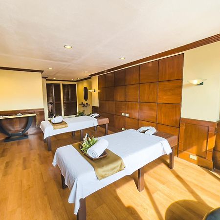 Miramar Hotel Манила Экстерьер фото