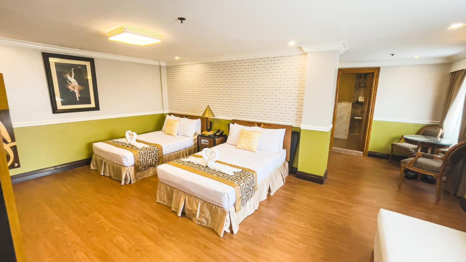 Miramar Hotel Манила Экстерьер фото
